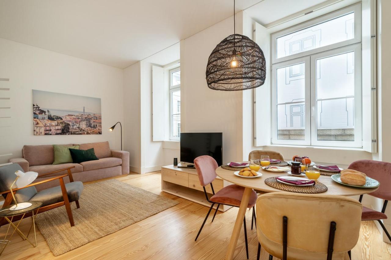 Modern 1Bdr In Downtown Lisbon By Lovelystay Екстер'єр фото
