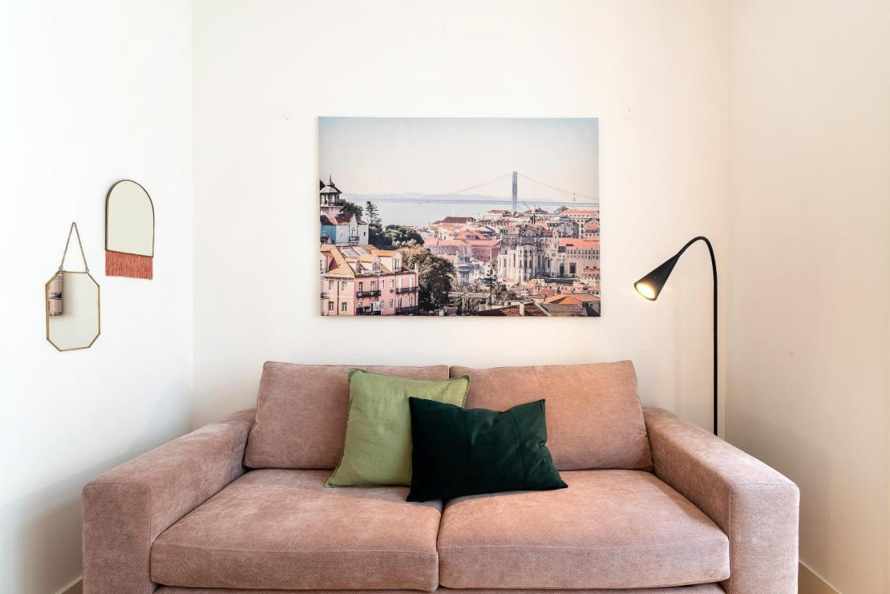 Modern 1Bdr In Downtown Lisbon By Lovelystay Екстер'єр фото