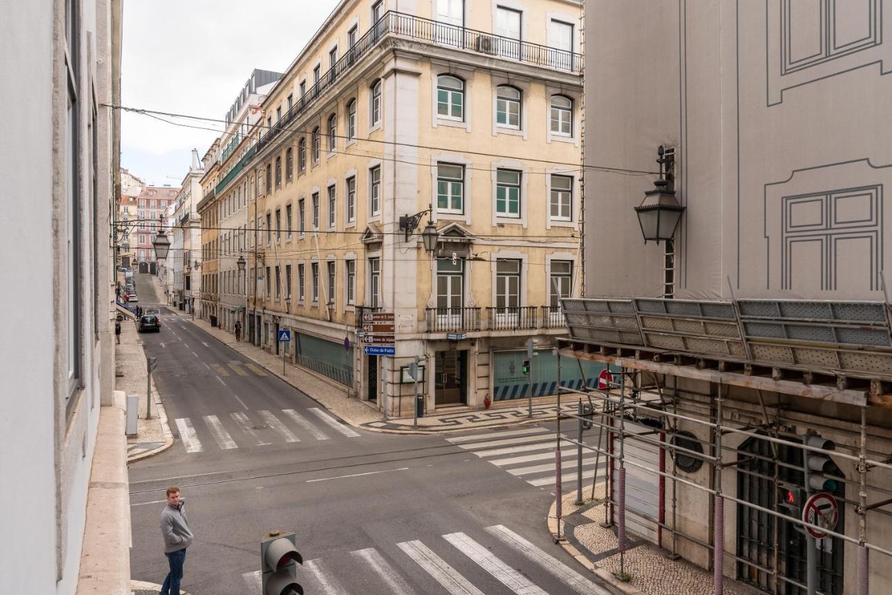 Modern 1Bdr In Downtown Lisbon By Lovelystay Екстер'єр фото